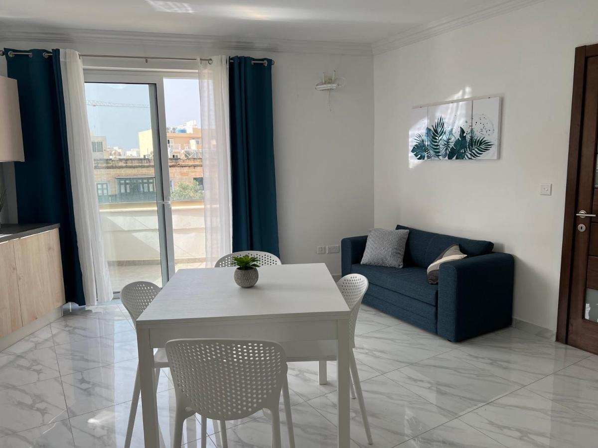 Condo With Patio Overlooking Piazza Gzira Extérieur photo